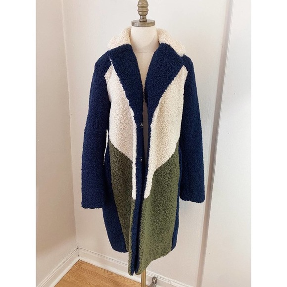 J. Crew Jackets & Blazers - J. Crew Navy Blue/Cream Women's Teddy Fleece Snap Up Long Coat Size Small EUC